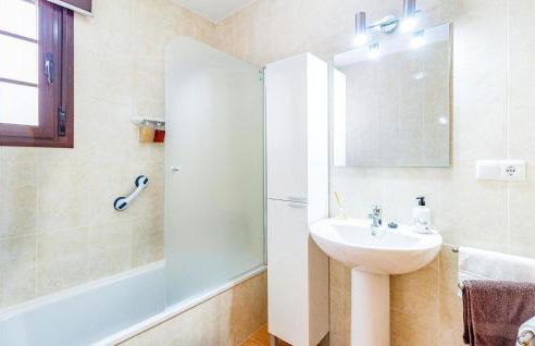 Awesome Home In Benaoján - Photo 23