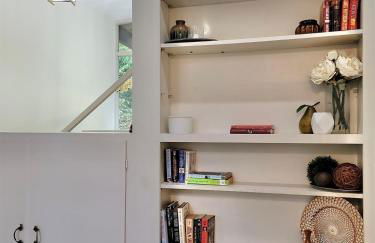 The Crest House- a forested retreat - Foto 13