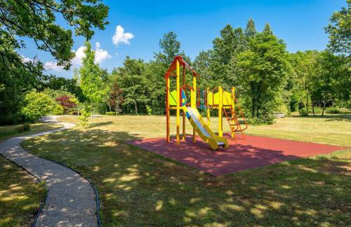 Holiday house with swimming pool - Photo 13