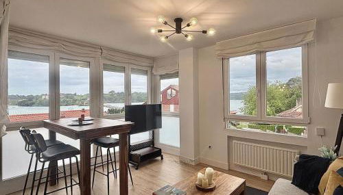 Vistas a la ría, Camas 160cm, Reformado, Wifi - Foto 3