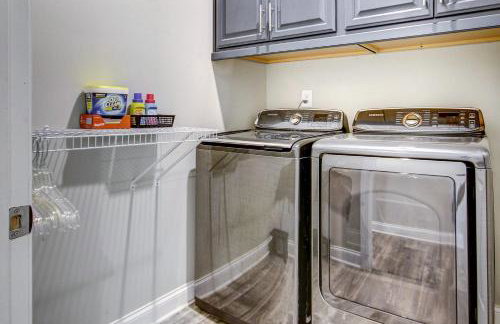 Lakefront Leesville Retreat with Private Dock! - Foto 31