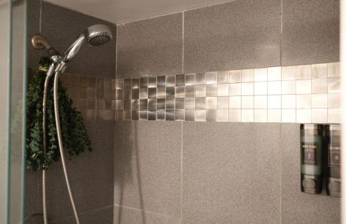 Ilikai Hotel Condo with Kitchen and Ocean View - Foto 26