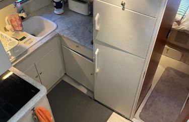 Waterfront Cozy two bedrooms - Photo 5