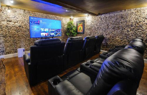 Huge Deluxe 600 Year Old Essex Manor, Hot Tub, Cinema Room, Sky Tv - Foto 60