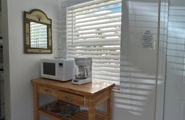 Bahama Beach Club Pompano - Fort Lauderdale - Charming and Cozy Studios & Apartments close to Beach with heated Pool - Photo 81