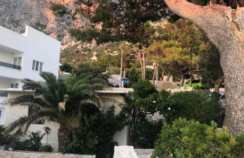 Villa Lasta - Photo 2