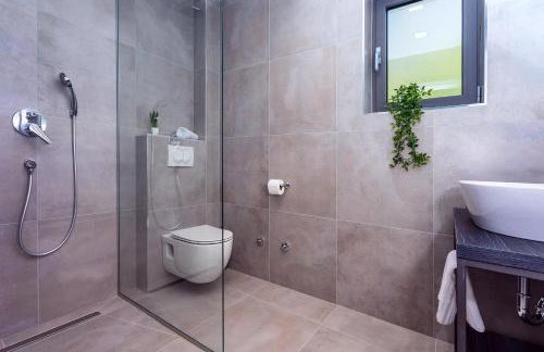 Villa Belvedere with heated pool, billiards, Media room, sea views,10 pax - Foto 36