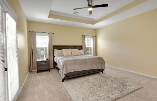 Luxury Home with Gourmet Kitchen - 3 Miles to A&M, Sleeps 14 - Foto 20