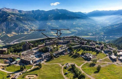 Charmant T2 rénové- Praloup 1600-parking privé, proche station - Foto 47