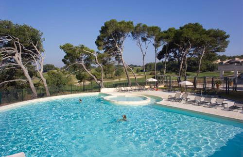 Madame Vacances Résidence Provence Country Club - Foto 1