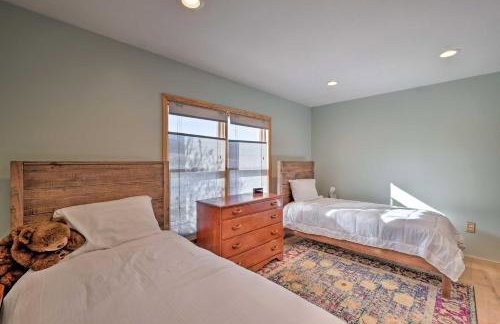 Catskills Mtn Retreat with Panoramic View and Fire Pit - Foto 19