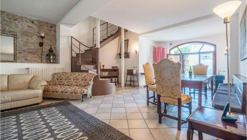 2 Bedroom Cozy Apartment In Verucchio - Foto 3