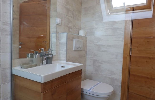 All Seasons Residence - Photo 20