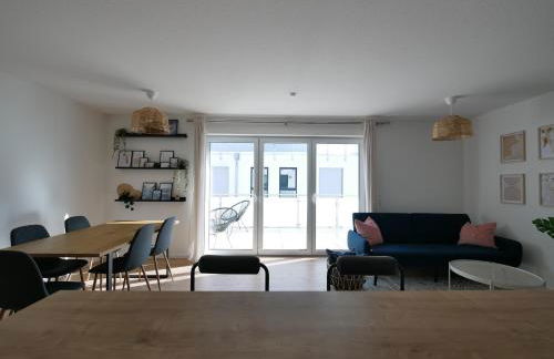 85qm, Parkplatz, zentral, großer Balkon, 2 Bäder - Foto 22