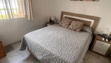 Laguna Beach Piscina- HOME RENT MALAGA - Photo 5