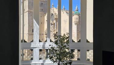 Apartamento histórico con vistas a la iglesia, Casa Giner - Photo 3
