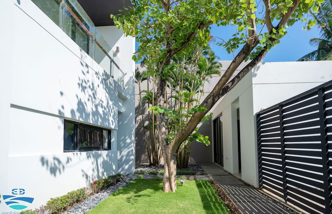 Beach front villa by Emblemsea in hyatt - Foto 58