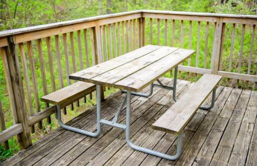 Rustic Cabin with Views in Bloomington - Foto 7