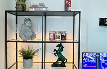 Cosy High Street Apartment 30 seconds from station - Foto 16