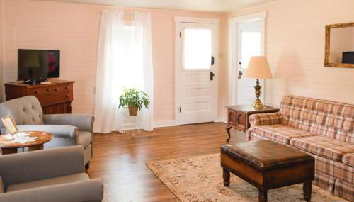 The Little Farmhouse at Garrison Farmstead near Greensburg KY - Foto 4