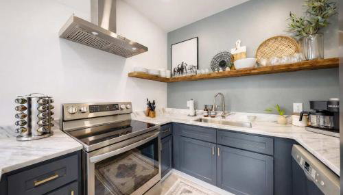 NEW Luxury Home near Downtown Close to Nulu - Foto 4