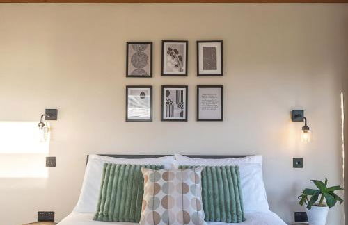 Lodge Barn Annexe - Photo 13