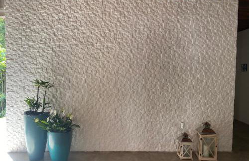 Casa de campo com muito verde e paz, 2 quartos, Wi-Fi, churrasqueira, deck, trilha - Foto 26