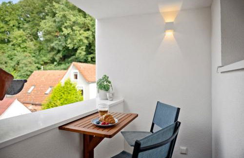 MAISUITES Eisvogel - Zentrale Luxuswohnung mit direktem Seeblick I Bis 4 Personen I Premiumküche I Boxspringbett I Kaffeevollautomat I Parkplatz I Barrierearm & Aufzug - Foto 22