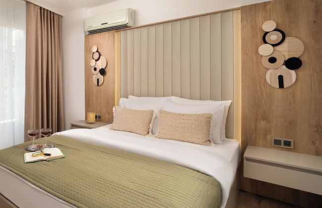 Marmada Suites - Photo 7