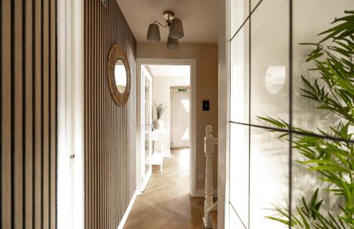 Spacious 3 Bed Home in Glasgow City With Free Parking - Foto 16