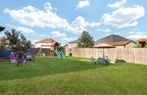 Hot Tub Retreat Games BBQ Air Hockey Swing Set - Foto 32