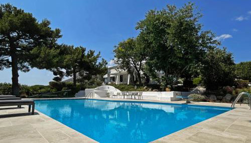 Villa Oasis with Large Pool Athenian Riviera Lagonissi - Foto 2