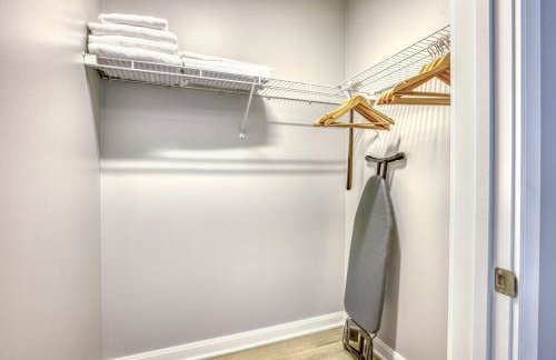 Loop 1BR w gym pool lounge 1 block from L CHI-671 - Photo 13