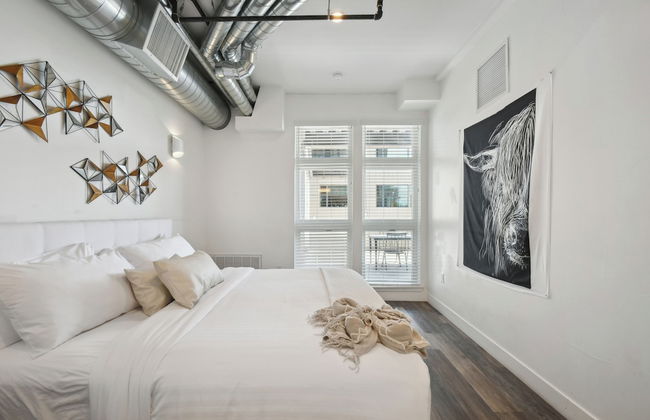 Cowboy Muse | RiNo Art Lofts - Foto 4