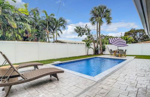 Luxe 6 Bed Heated Pool Villa I 5 min to Beach I BBQ - Foto 44