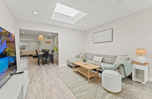 Peaceful Home Near Beach & Disneyland - Foto 33