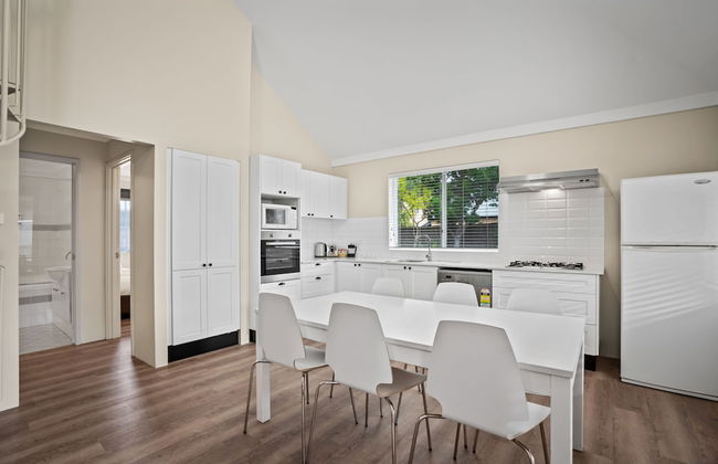 Broadwater Resort WA Tourism Awards 2024 Gold Winner - Foto 18