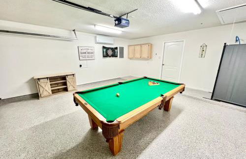 Relaxing Family Retreat With Private Pool, Grill & Game Room - Foto 8