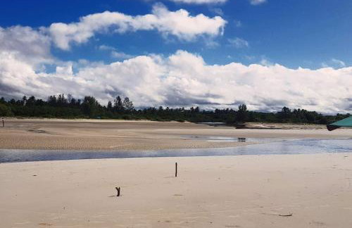 Casa Amarela na Praia de Guaibim-Taquari - Foto 33