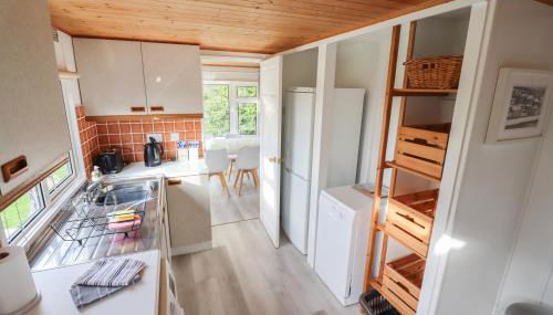 The Little House - Photo 2