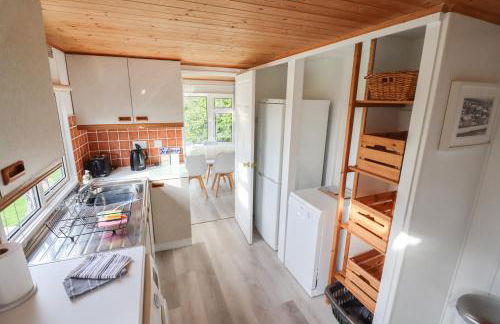 The Little House - Photo 2