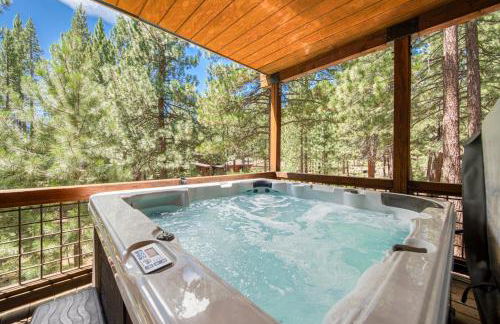 Truckee Timbers at Gray's Crossing by Tahoe Getaways - 4BR w Hot Tub, Ping Pong & EV - Foto 44