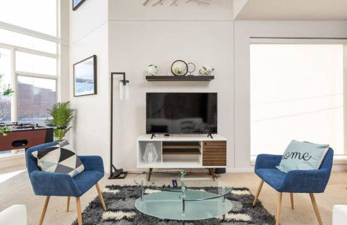 Upscale 3BR Penthouse by CozySuites - Foto 3