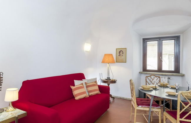 Diana in Pantheon Apartment - Photo 6