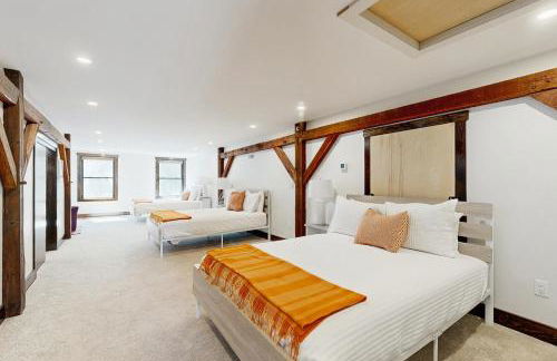 Red Barn & Blueberries - Photo 22