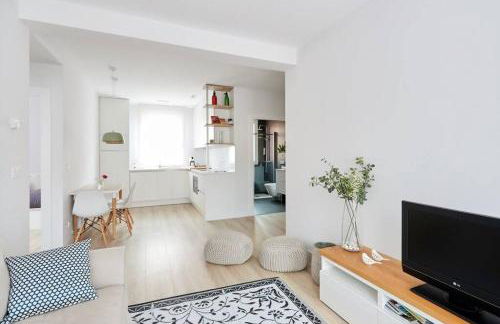 Bonito acogedor apartamento en centro de Pamplona - Photo 2