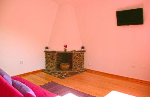 Casas dos Carregais - Foto 31