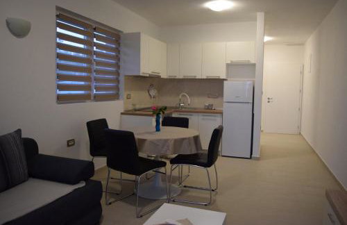 Apartmani Jelenić - Photo 11