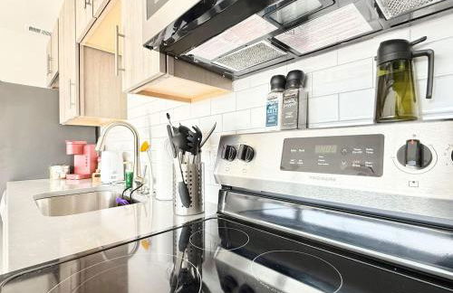 1BR Apt King Bed FREE Parking Gym - RoofTop 609 - Foto 7