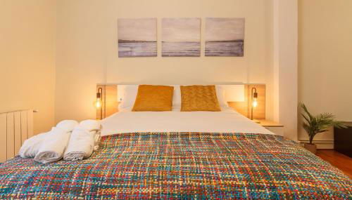 Vivienda turistica en el centro reformada con wifi - Foto 2